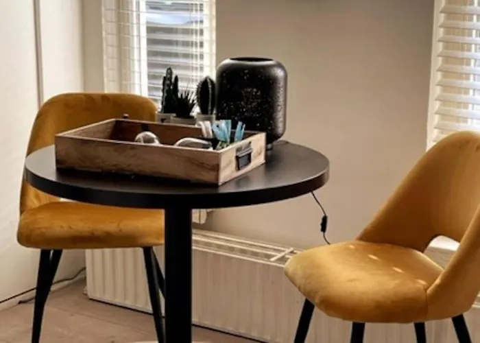 Gezellige Knusse Studio Met Bubbelbad